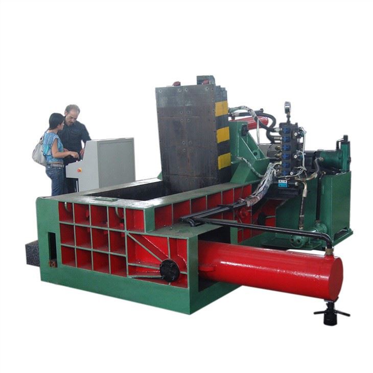 Schrott-Metall-Ballenpresse